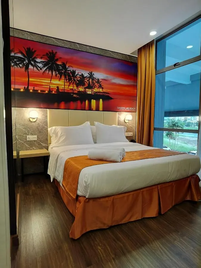 Hotel 17 كوتا كينابالو