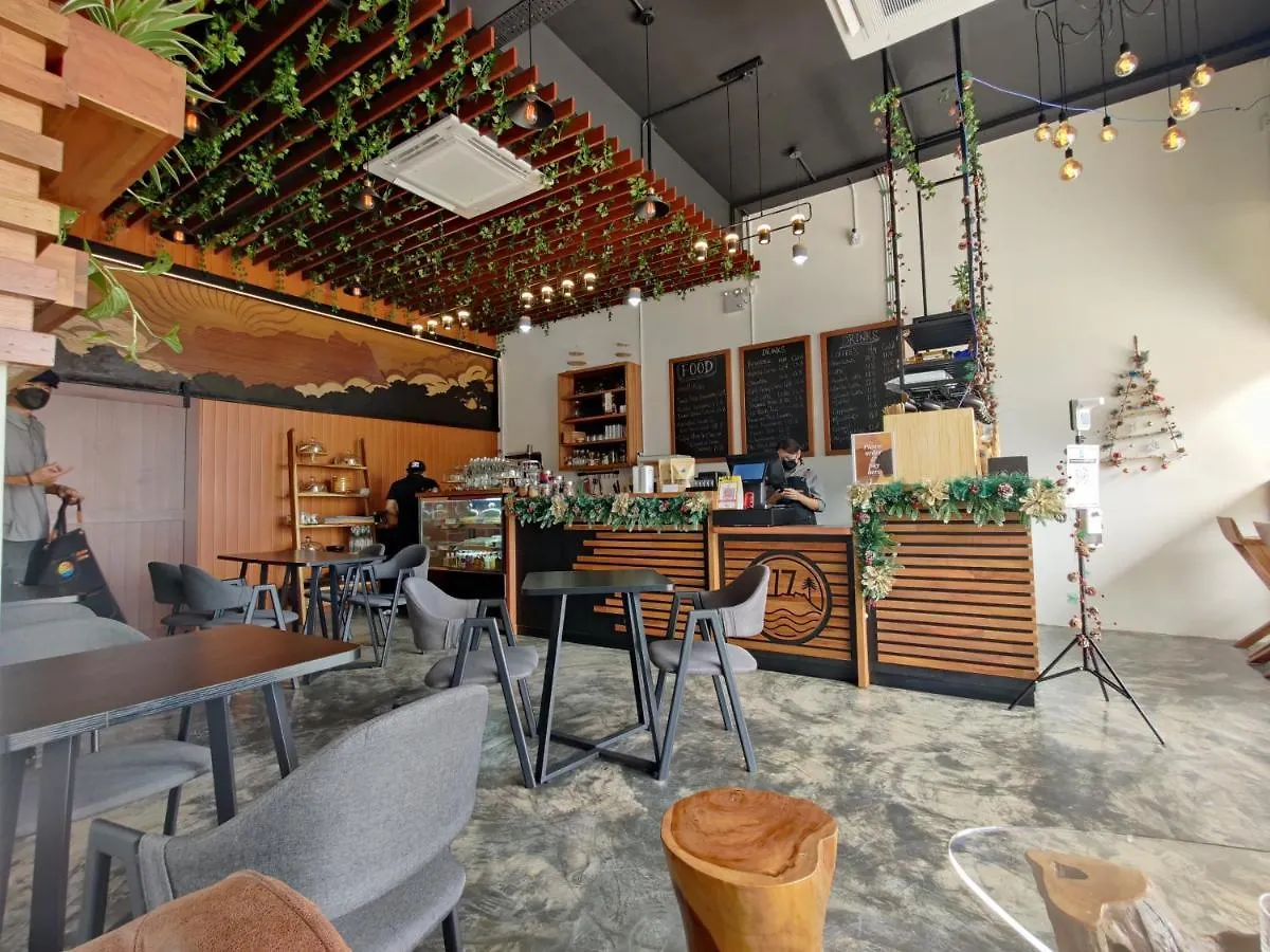 Hotel 17 كوتا كينابالو 3*,  ماليزيا